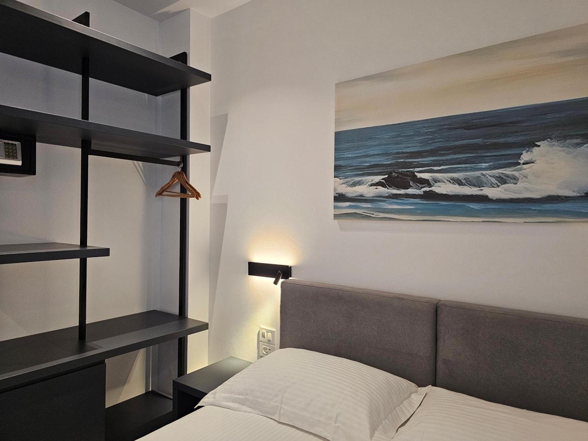 Adele Hotel Ksamil Exteriör bild