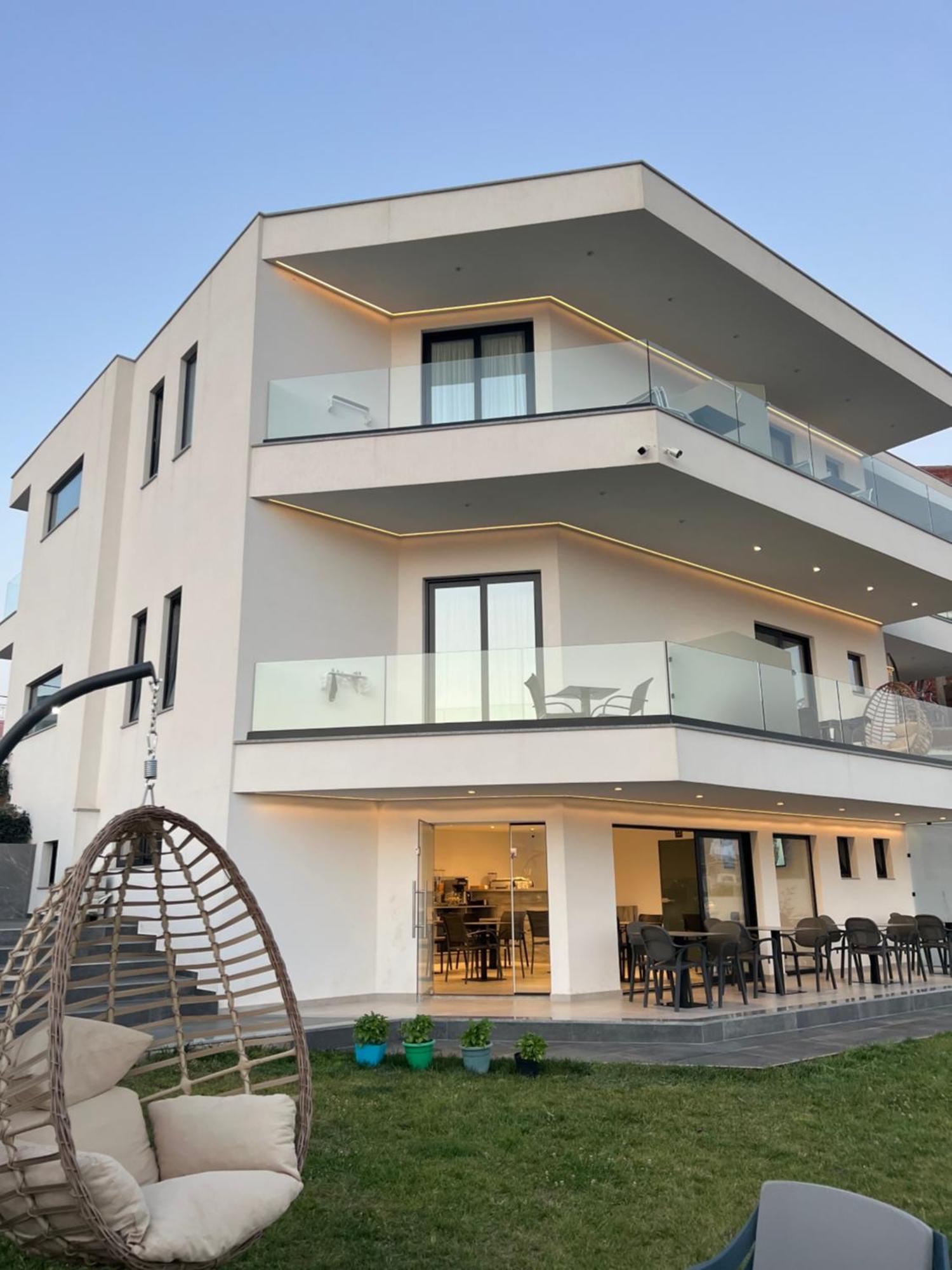 Adele Hotel Ksamil Exteriör bild